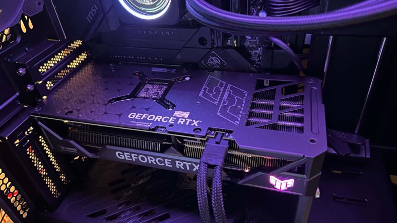 ASUS GeForce RTX 4070 TUF – Recenzja, test, porównanie